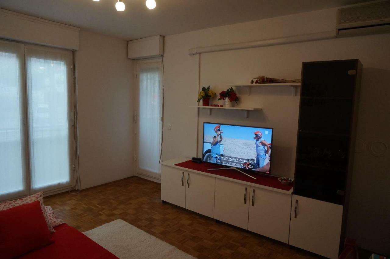 Apartment Jadranka プーラ エクステリア 写真