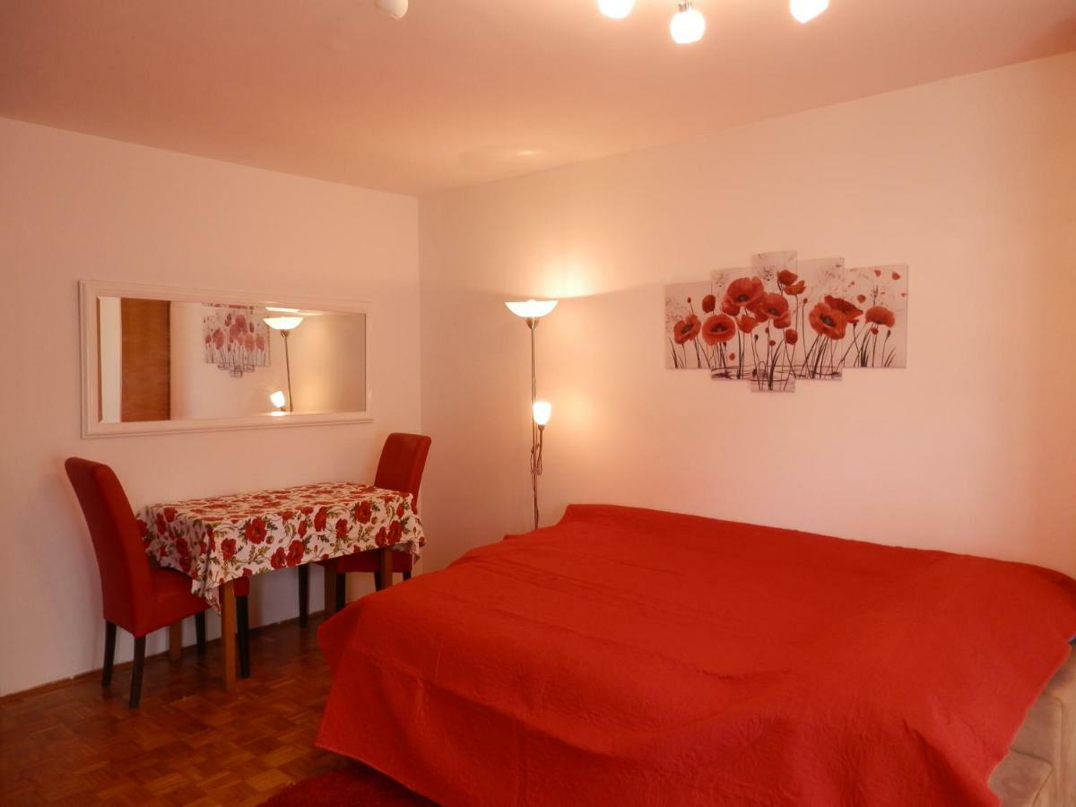 Apartment Jadranka プーラ エクステリア 写真